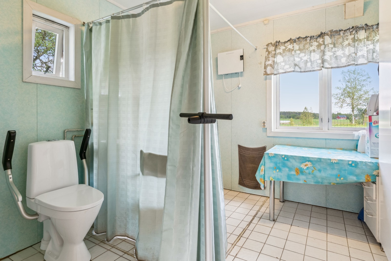 Toalett, vaskerom Galleribilde