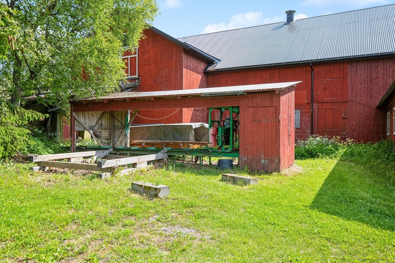 Gårdssag Galleribilde