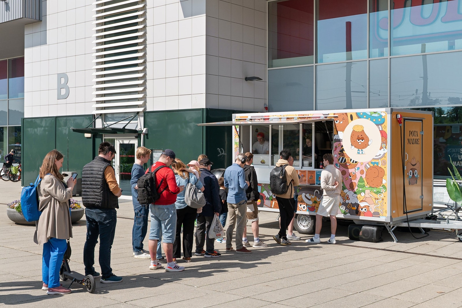 - Flere gode matopplevelser venter på deg innen ca. 2 min gange fra leiligheten - Galleribilde