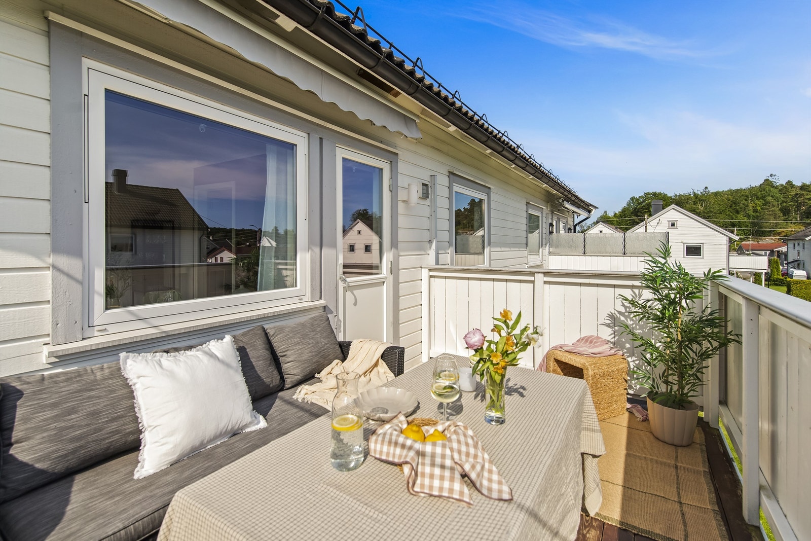 God plass til spisebord Galleribilde
