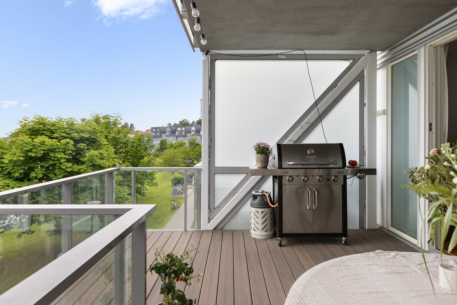 God plass til sittegruppe, grill etc. Galleribilde