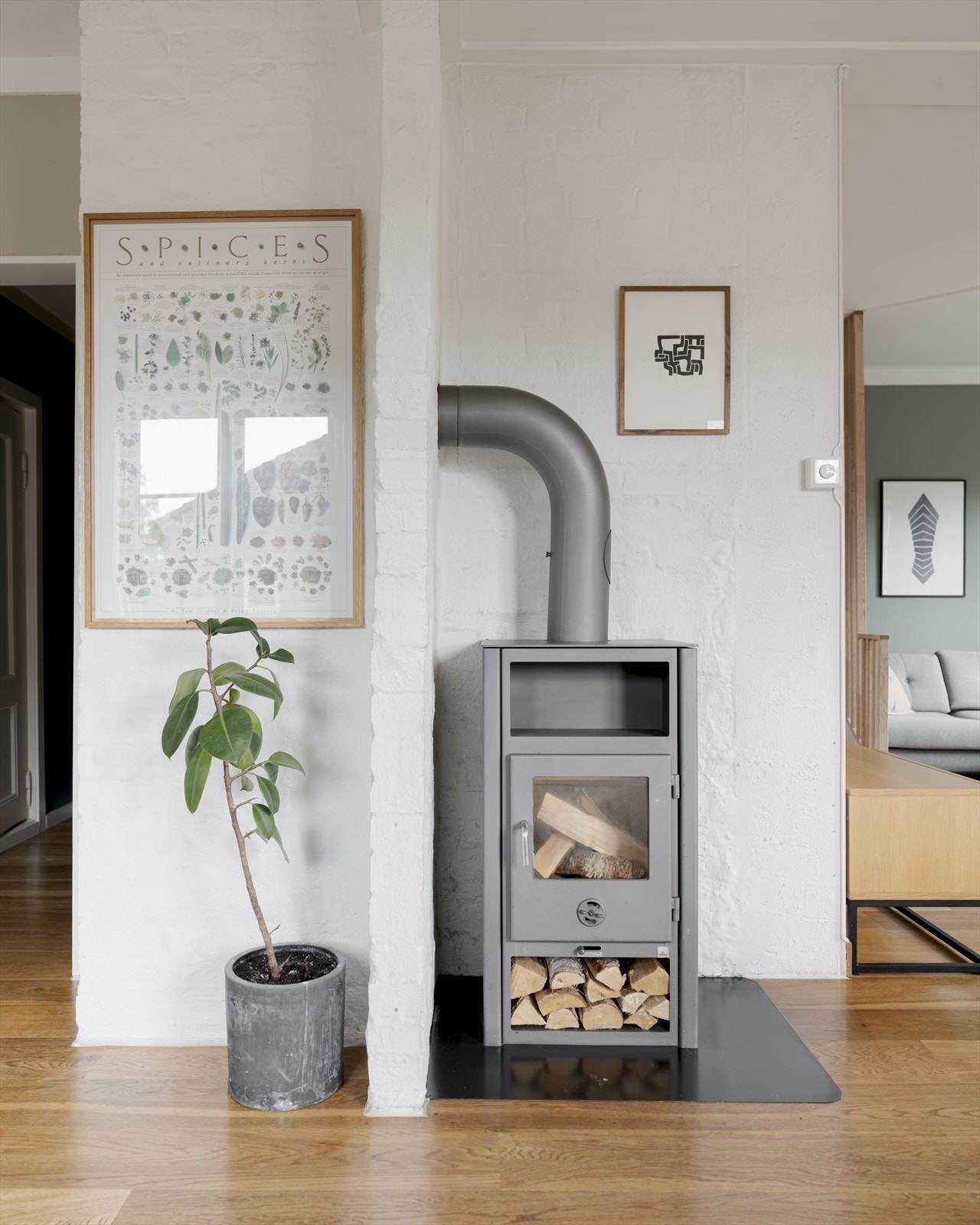En pen peisovn sørger for både varme og kos i hjemmet. Galleribilde