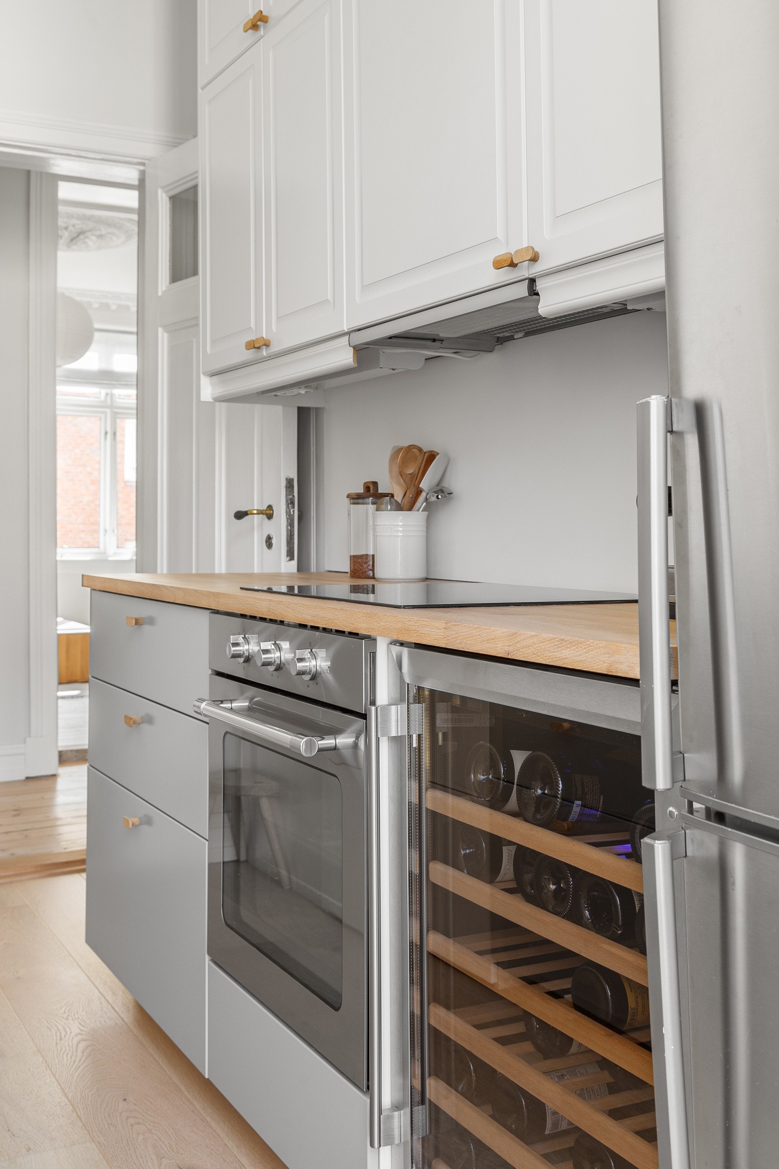 Benkeplate i heltre eik. Galleribilde