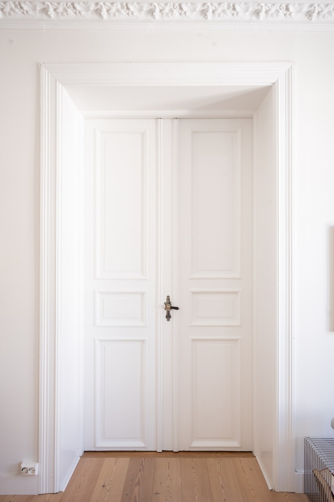 Rommene deles med flotte fløydører. Galleribilde