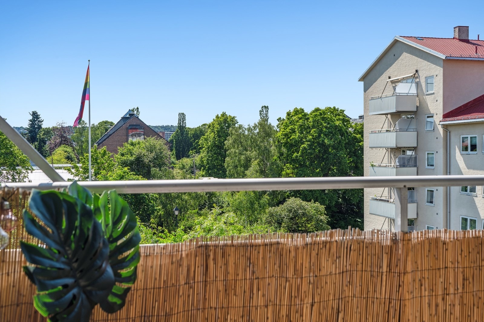 Utsikt fra balkongen Galleribilde