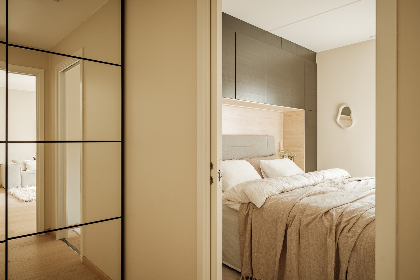 Her har du god plass til garderobeløsninger Galleribilde