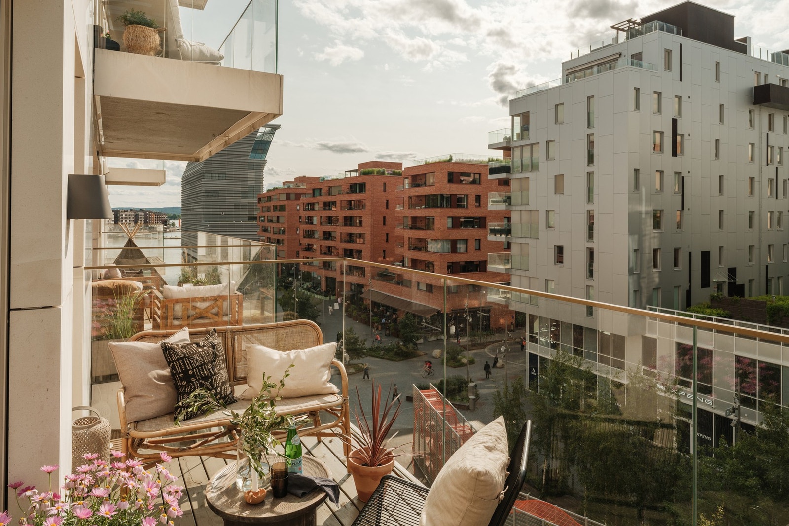 En flott uteplass, med gode solforhold Galleribilde