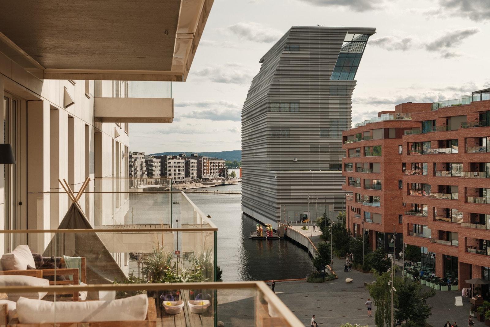Leiligheten har en flott balkong Galleribilde