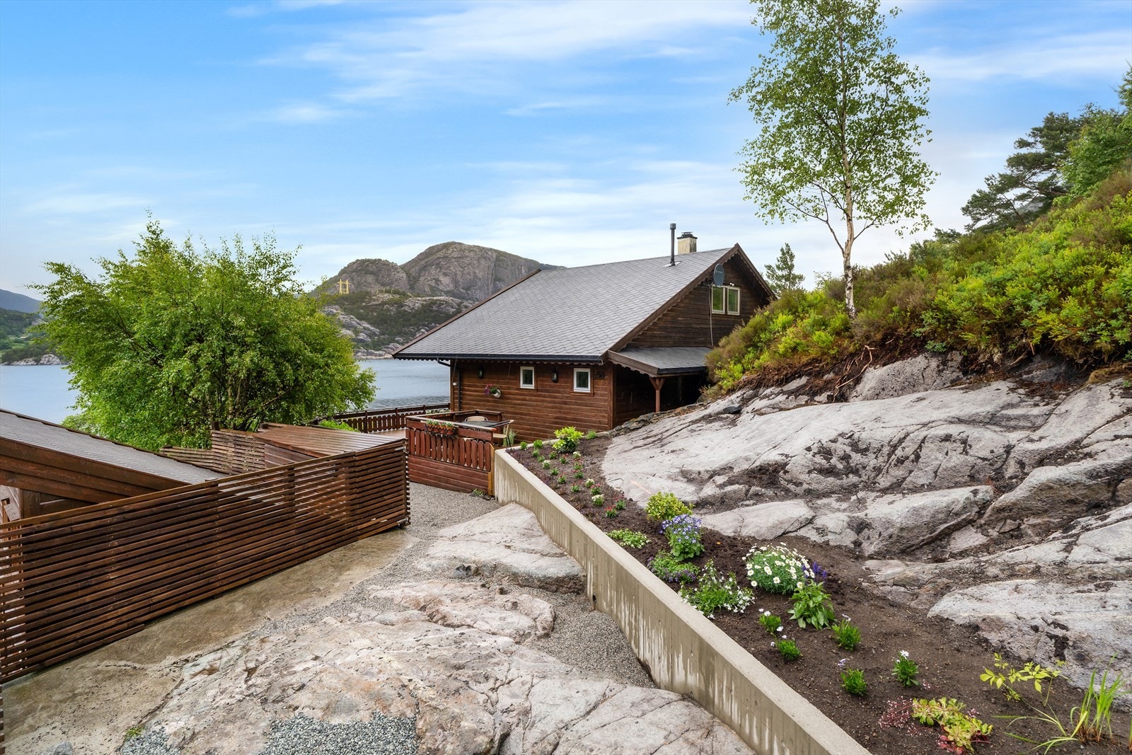 Velkommen til Buardalen 58 v/ Elisa Zahl Johansen i EiendomsMegler 1 Ryfylke. Galleribilde