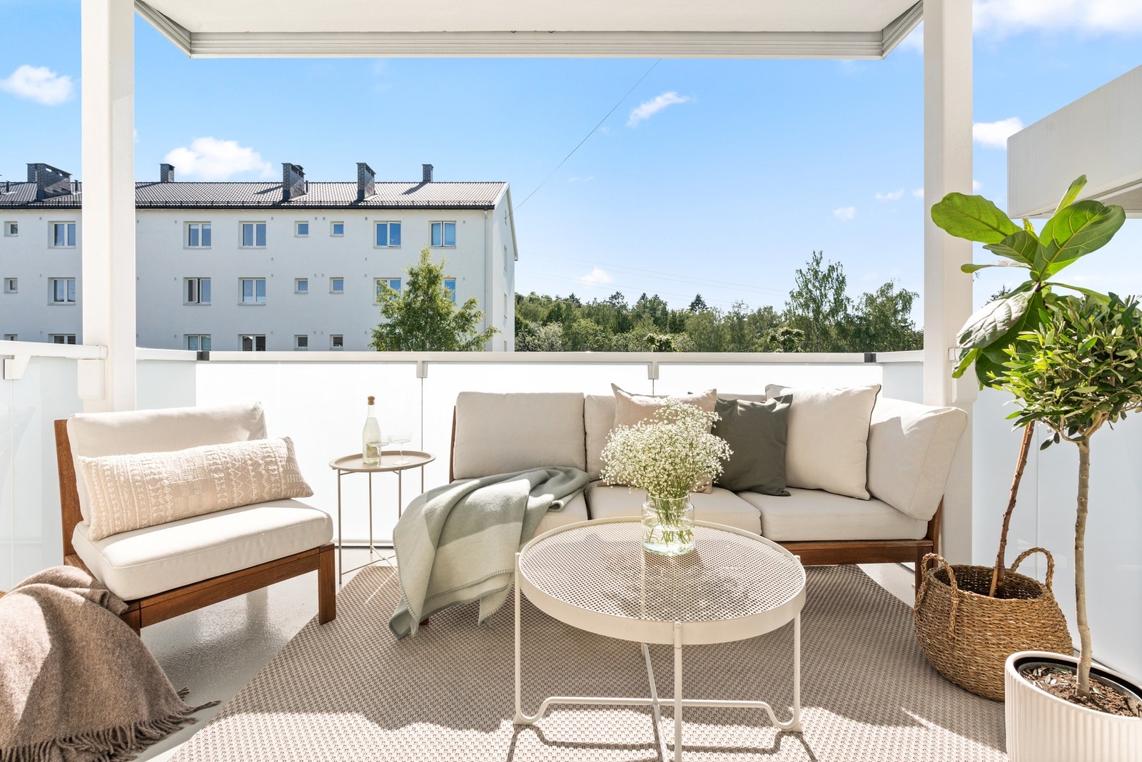 Balkongen er vestvendt. Galleribilde