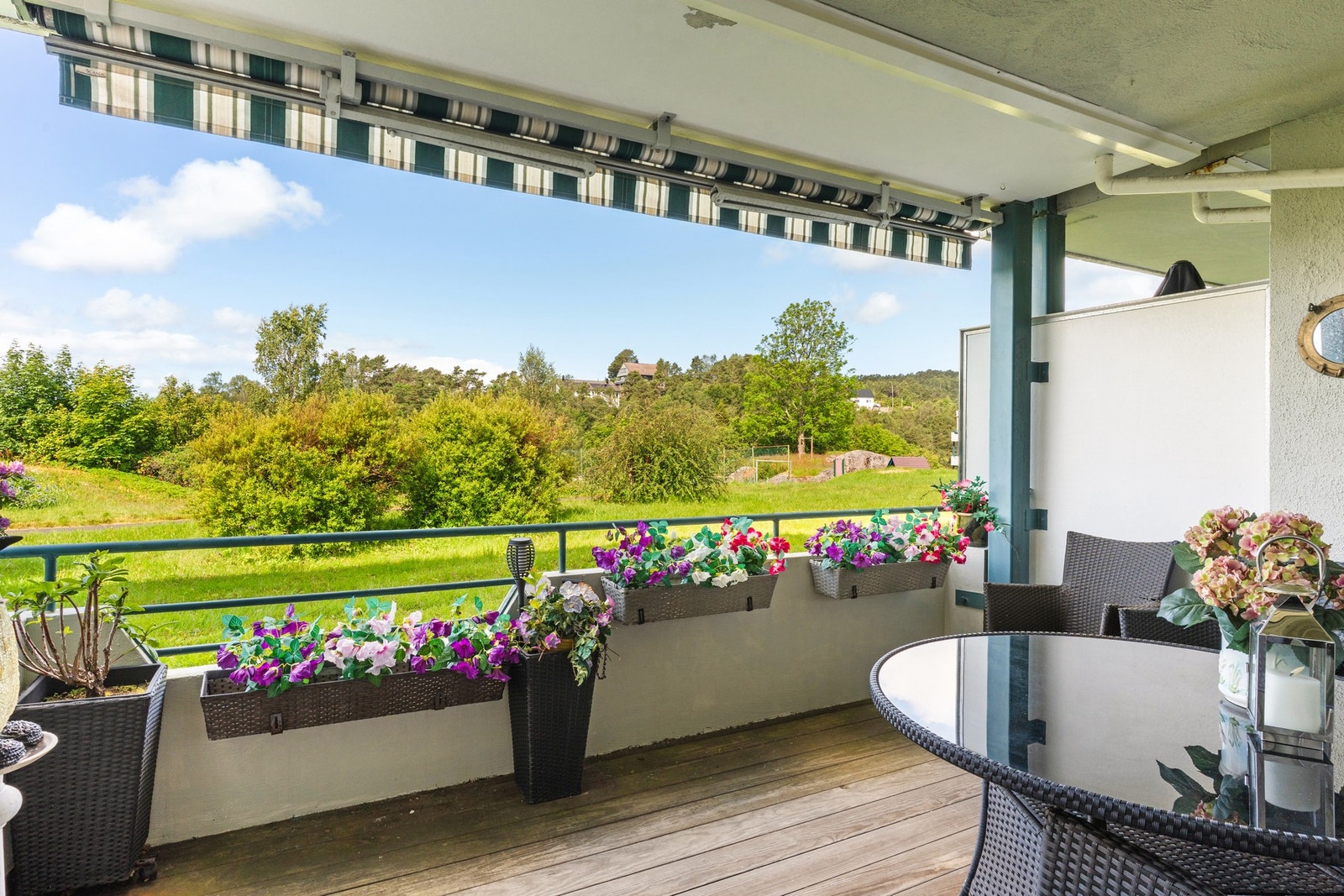 Her får du en stor altan på 10 kvm. Galleribilde