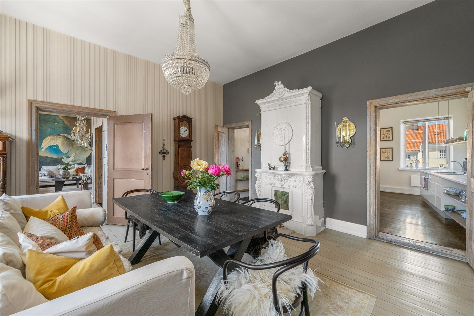 Nordvik v/ Caroline Wivestad har gleden av å ønske velkommen til Nedre vei 11B! Galleribilde