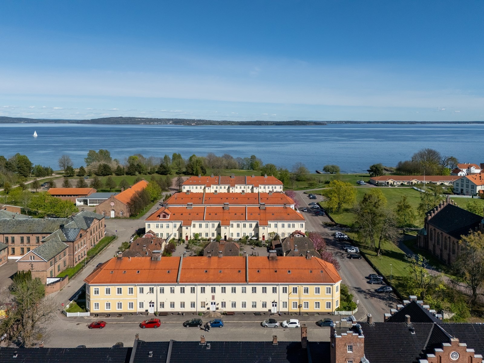 Området rundt Karljohansvern er vernet, og byr på botanisk mangfold og rike naturopplevelser. Galleribilde
