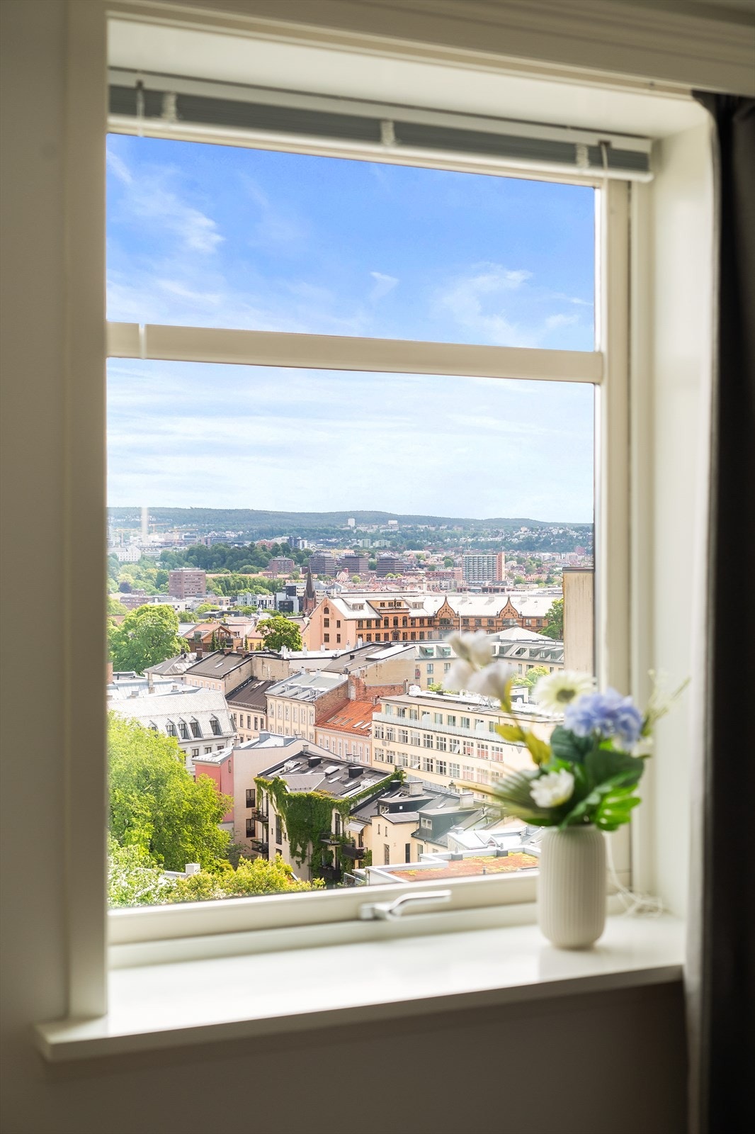 Fra stuen har du spektakulær utsikt over Oslo! Galleribilde
