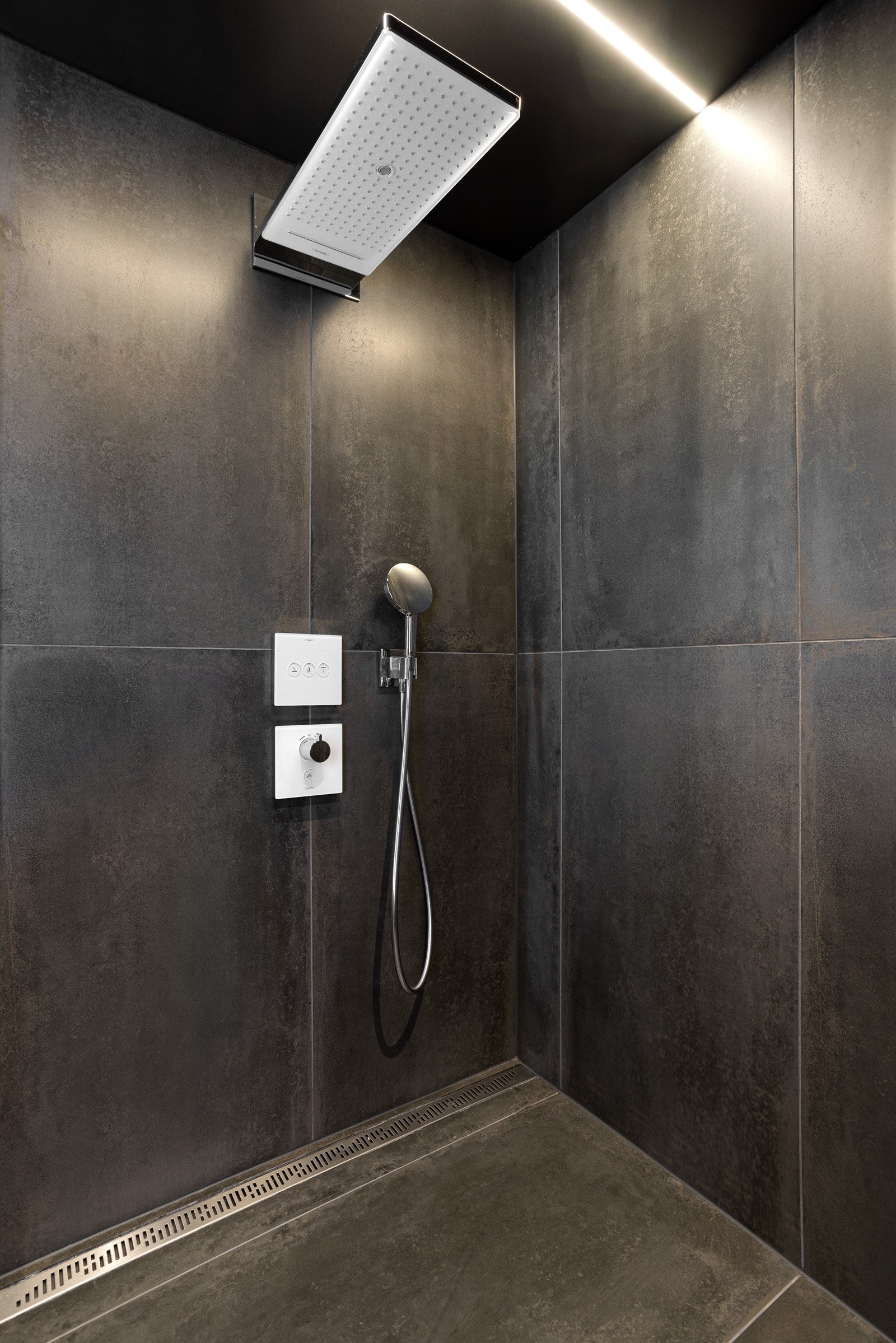 Hansgrohe Rainmaker Select walk in dusj Galleribilde