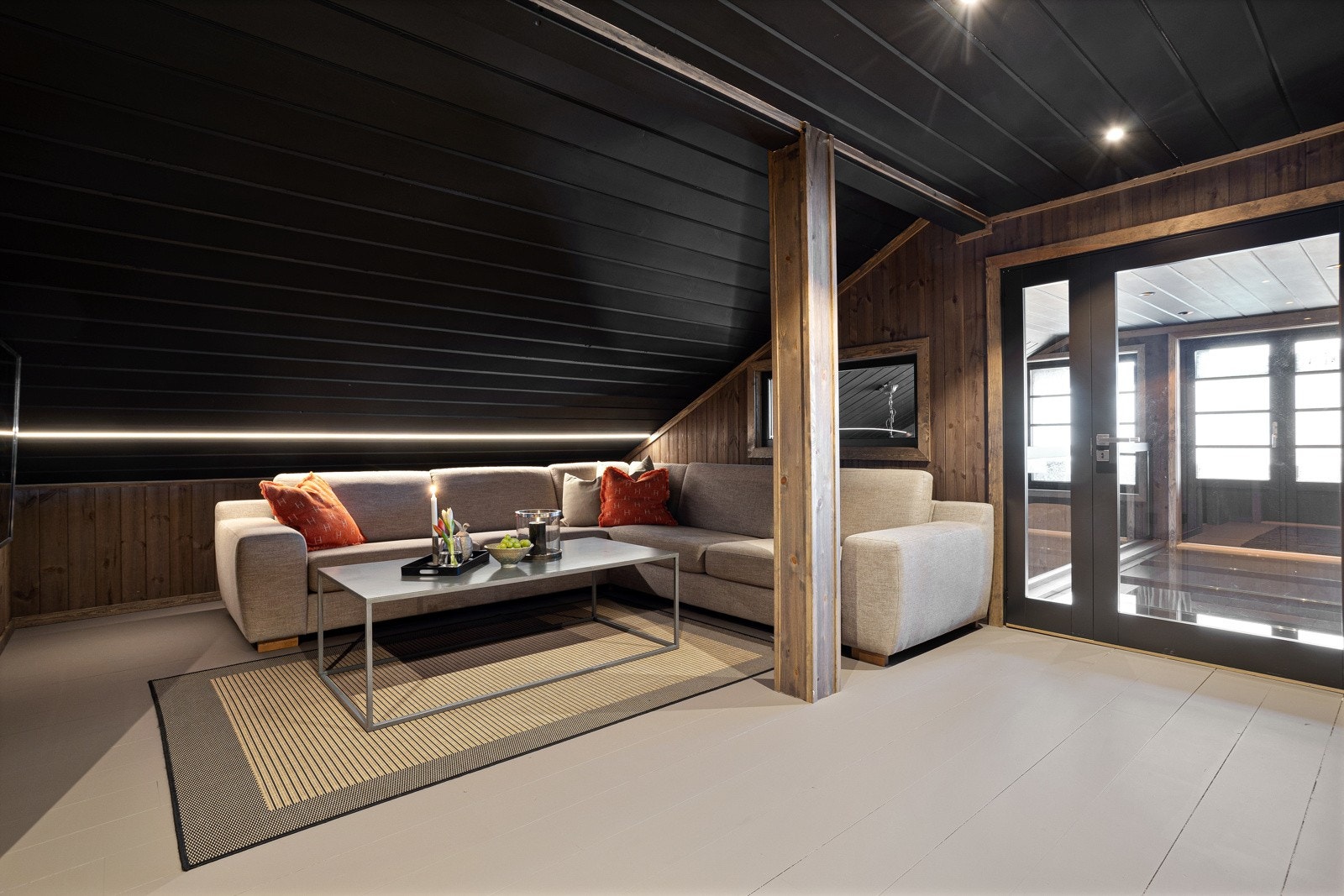 . Loftstuen er et perfekt rom man kan trekke seg tilbake til etter en aktiv dag, eller som et ekstra lekerom for barna Galleribilde