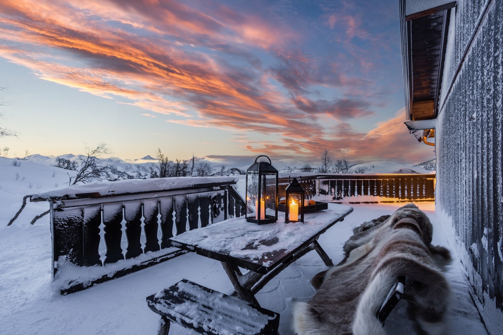 Vestvendt plassering med sol fra morgen til sent på kveld Galleribilde
