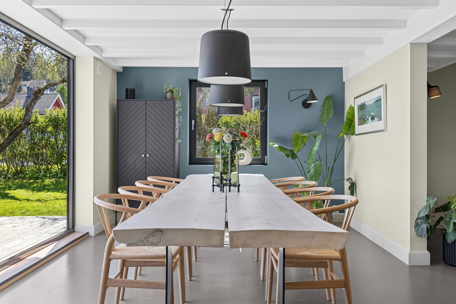 Flott med foldedører som gir deg en herlig følelse av uterommet Galleribilde