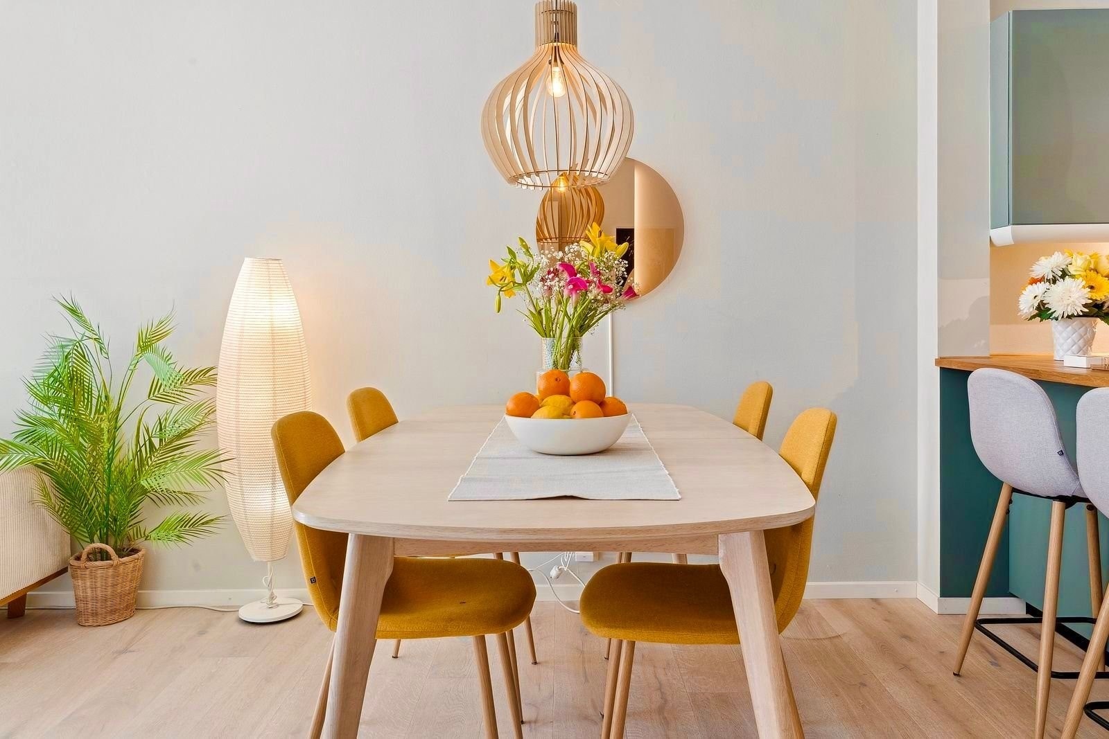 God plass til spisebord Galleribilde