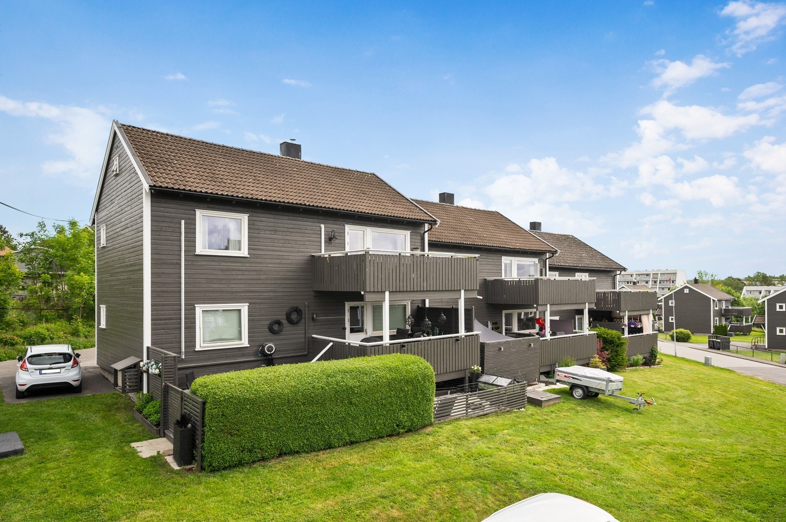 Fasade med veranda Galleribilde
