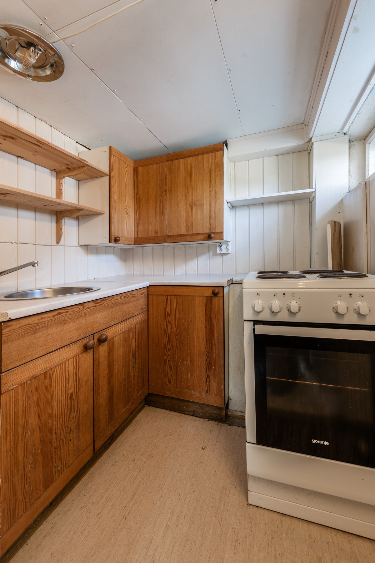 I underetasjen finner du også et hybelkjøkken Galleribilde