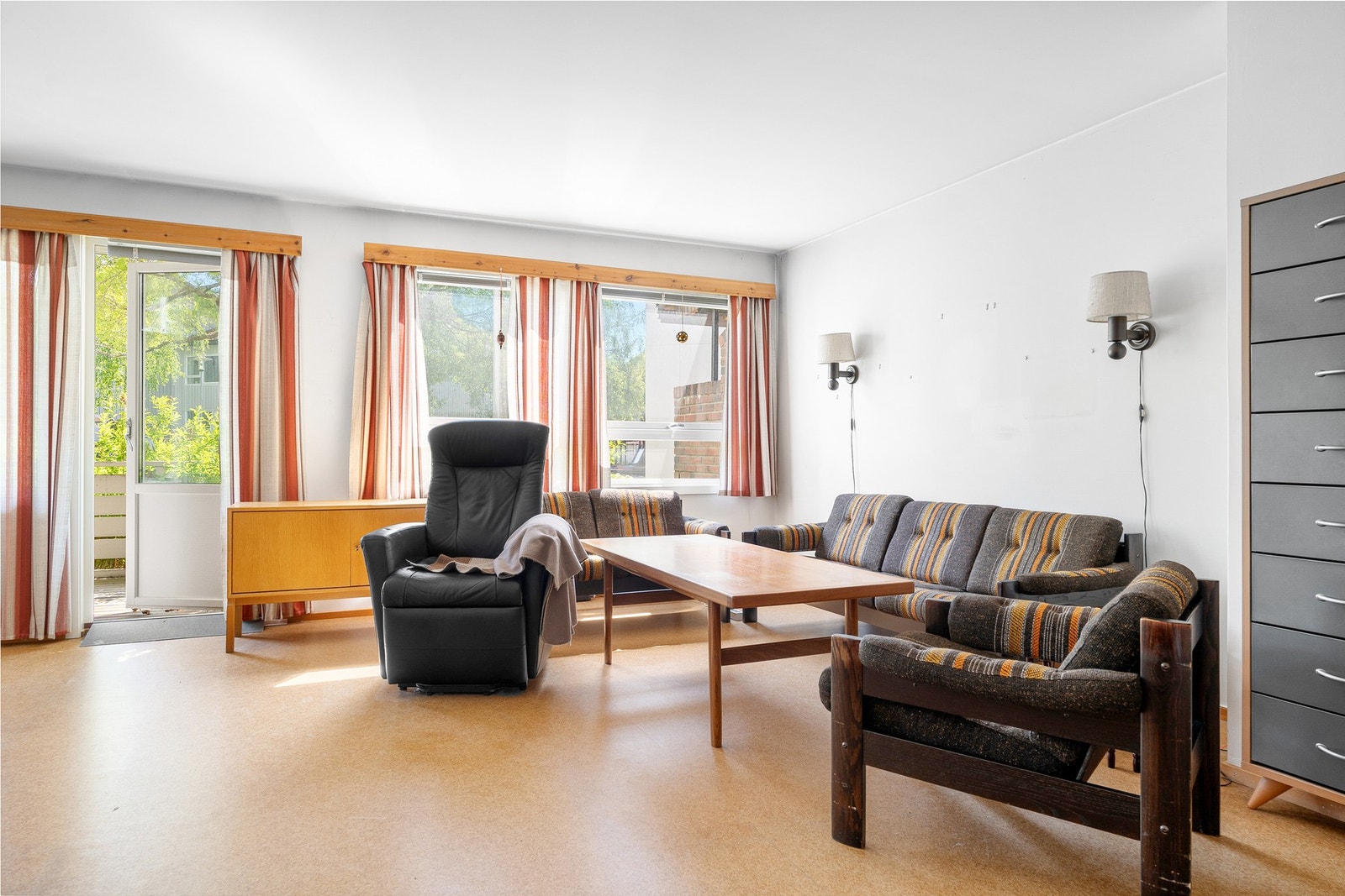 En romslig 3-roms andelsleilighet med fin beliggenhet på Tiller. Galleribilde