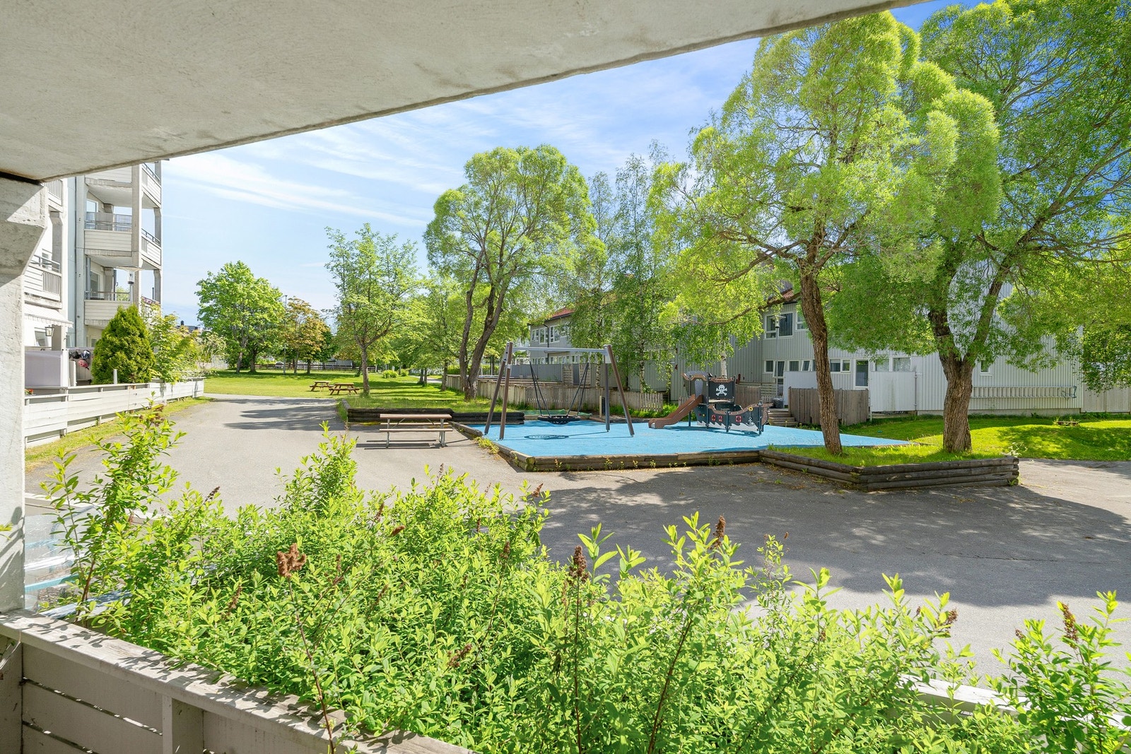 Borettslaget har flotte fellesarealer like utenfor leiligheten. Galleribilde