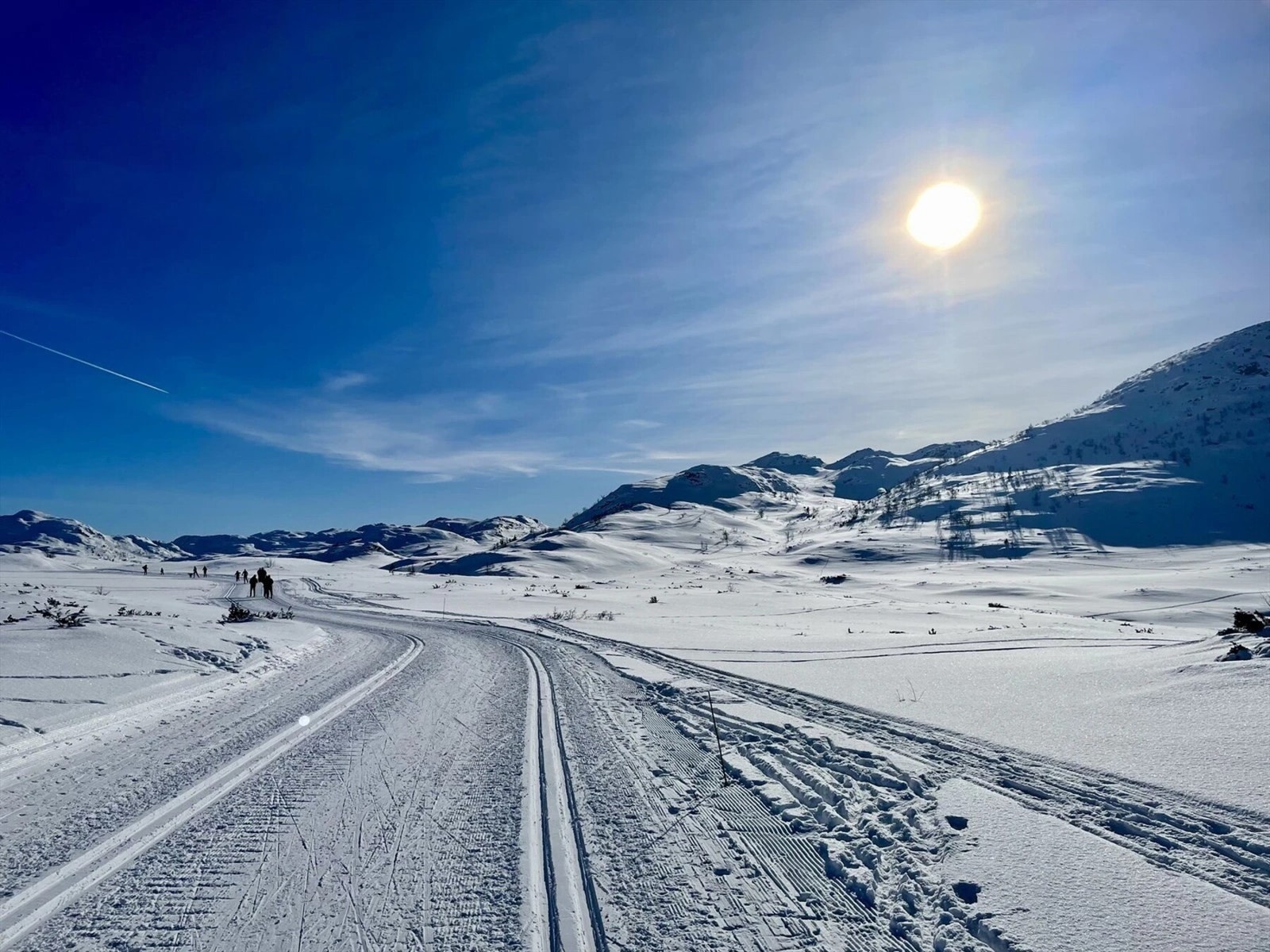 Her kan du ofte gå på ski langt ut i mai. Galleribilde