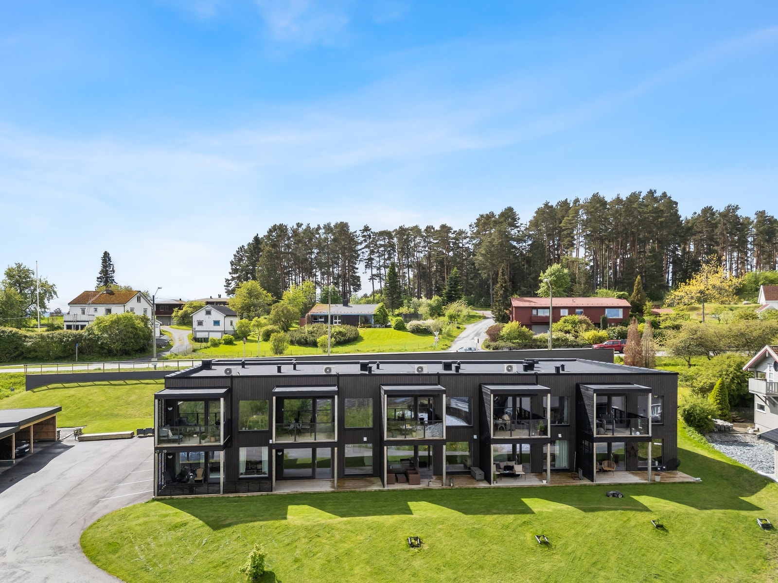 Fasadebilde. Galleribilde