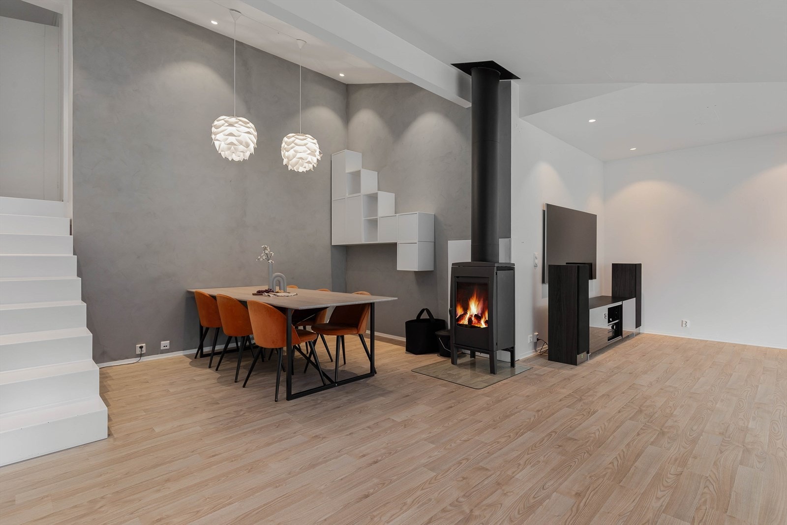 Garanti Indre Sogn v/ Malin Låksrud Øyre har gleda av å presentere Markavegen 7B - Galleribilde