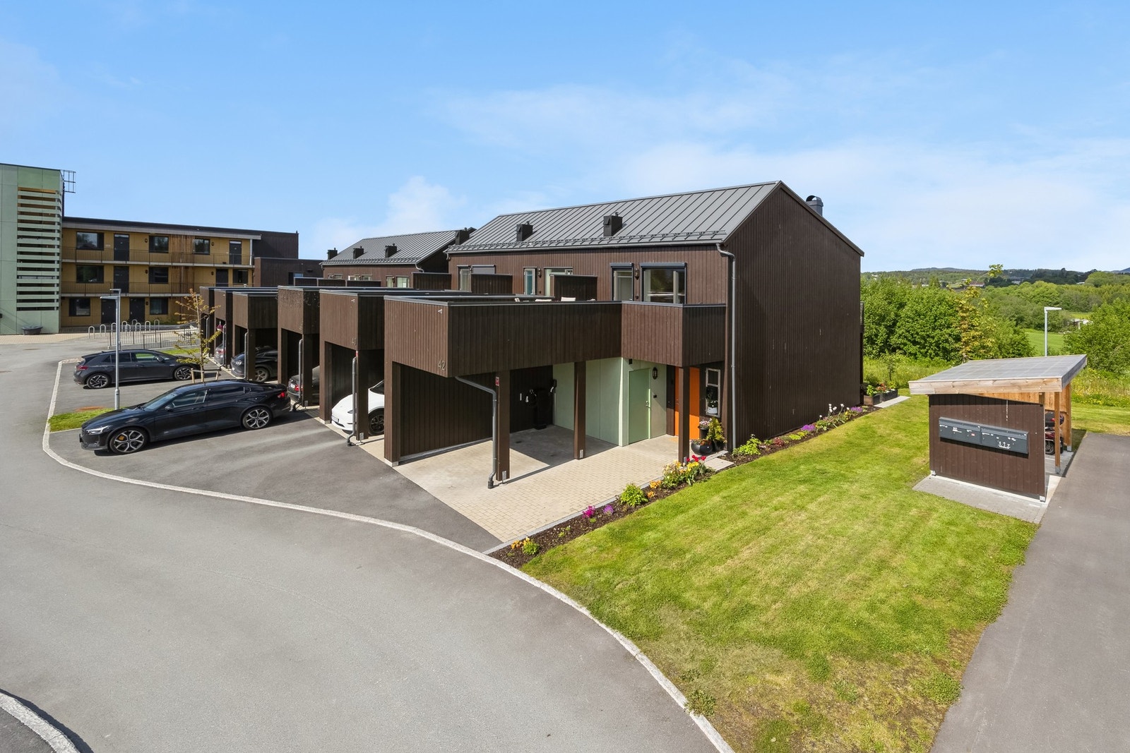 Et eksklusivt enderekkehus med særdeles høy standard. Galleribilde