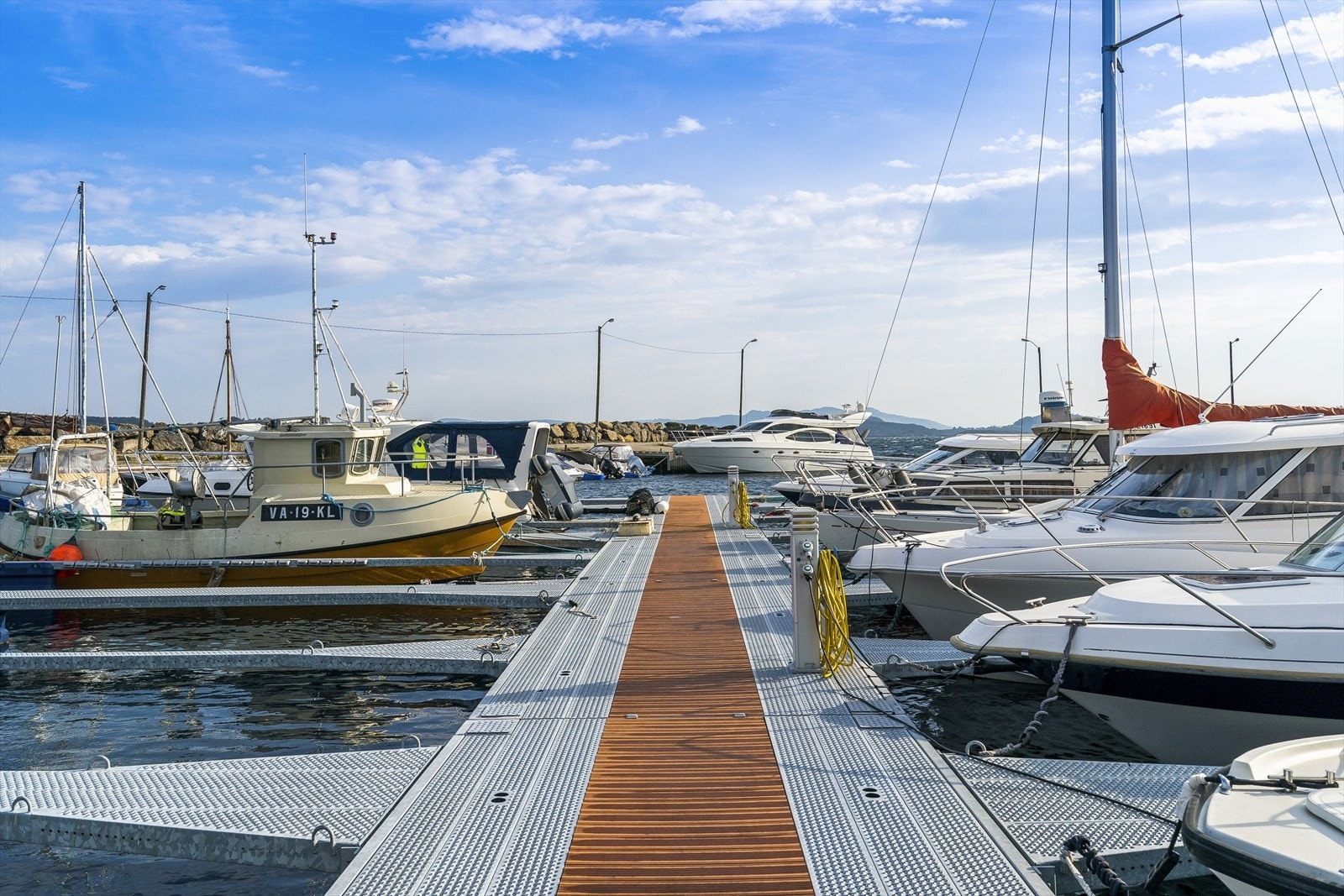 - Det er kort avstand til både turstier og båtliv - Galleribilde