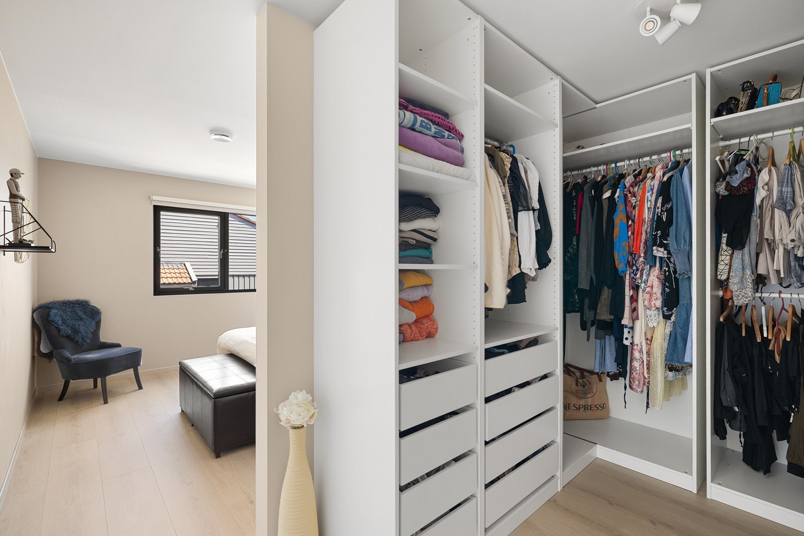 - Tilknytning til walk-in garderobe - Galleribilde