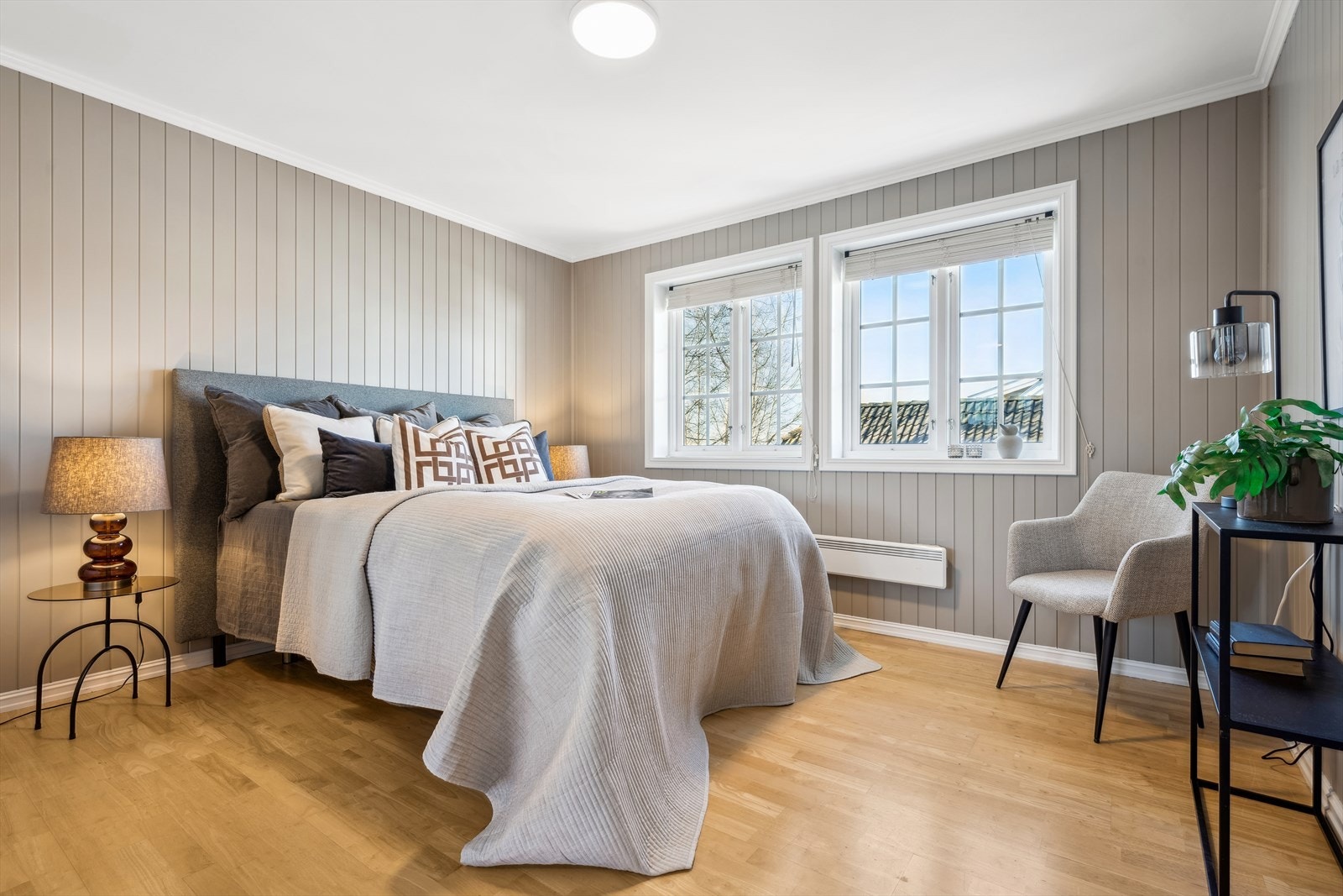 Boligen har fire fine soverom i andre etasje. Galleribilde