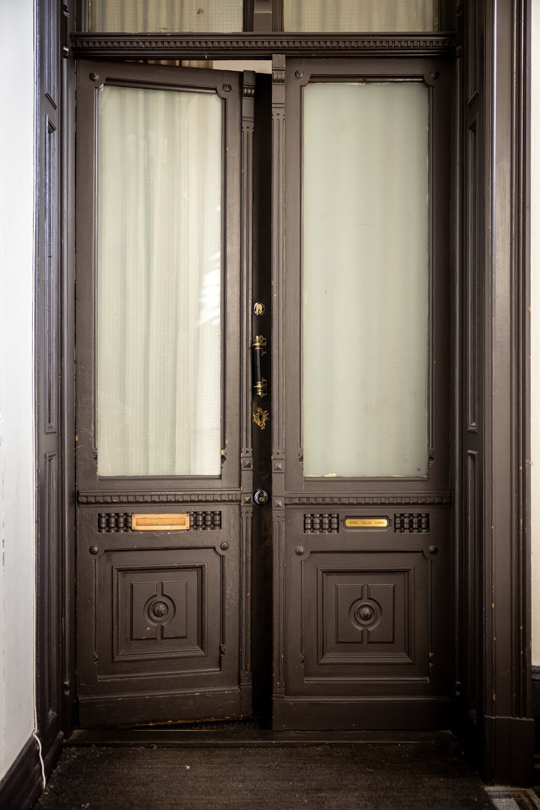 Nydelige inngangsdører Galleribilde