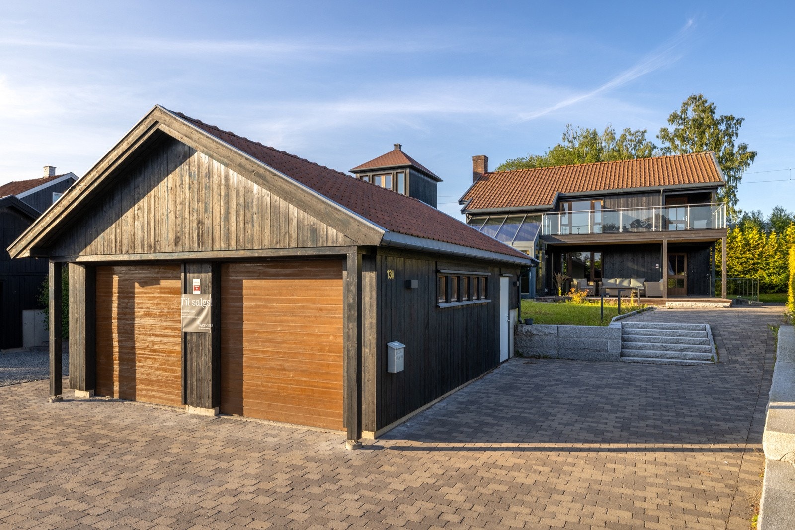 Dobbelgarasje. Galleribilde