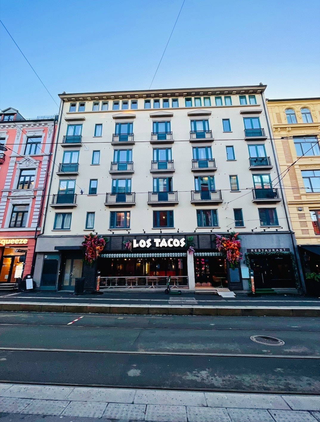 Los Tacos åpnet i Januar 2025 i nabo lokalet. Inngang til høyre. Galleribilde