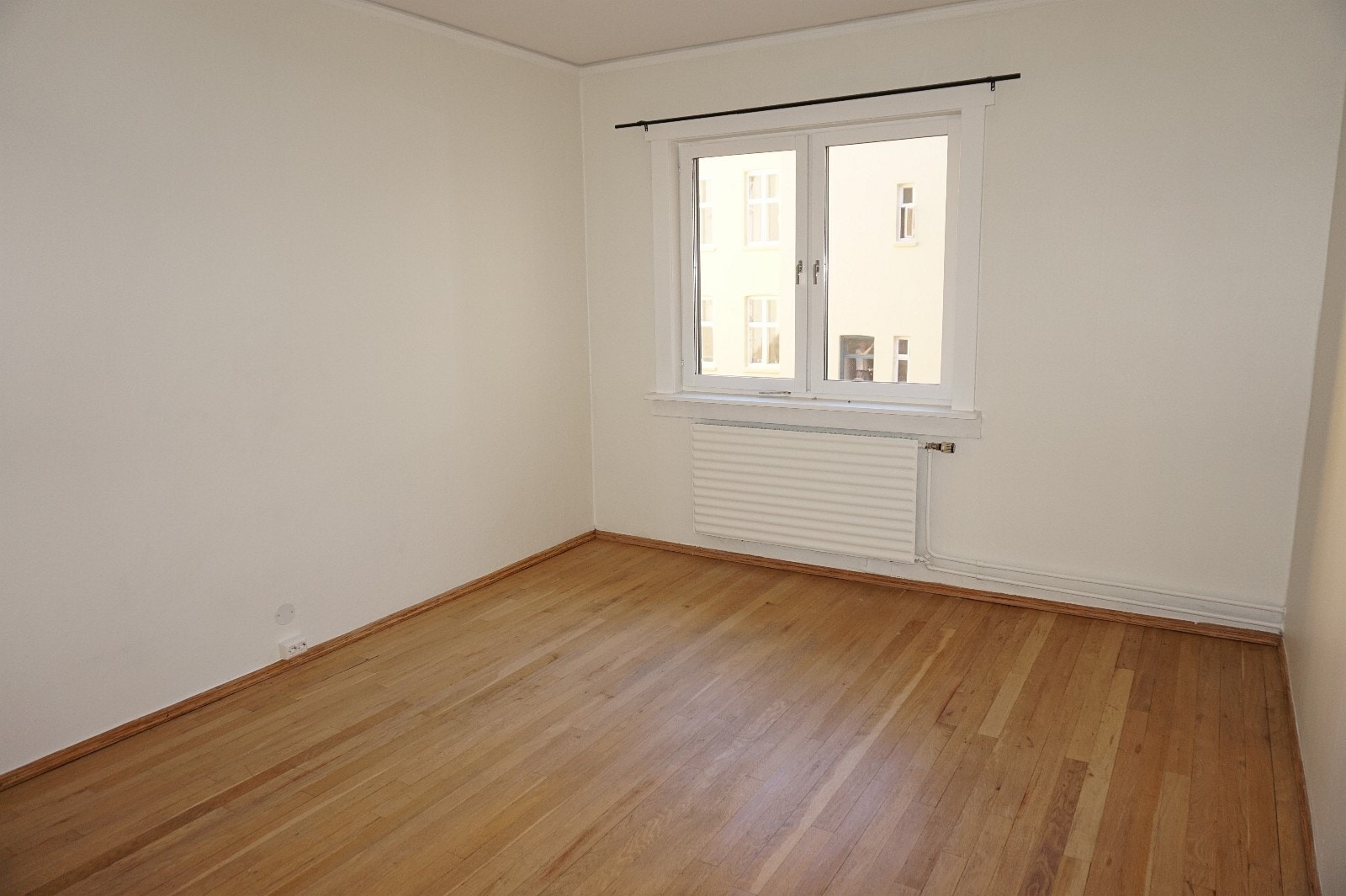Soverom - Bildene er fra en lignende leilighet. Galleribilde