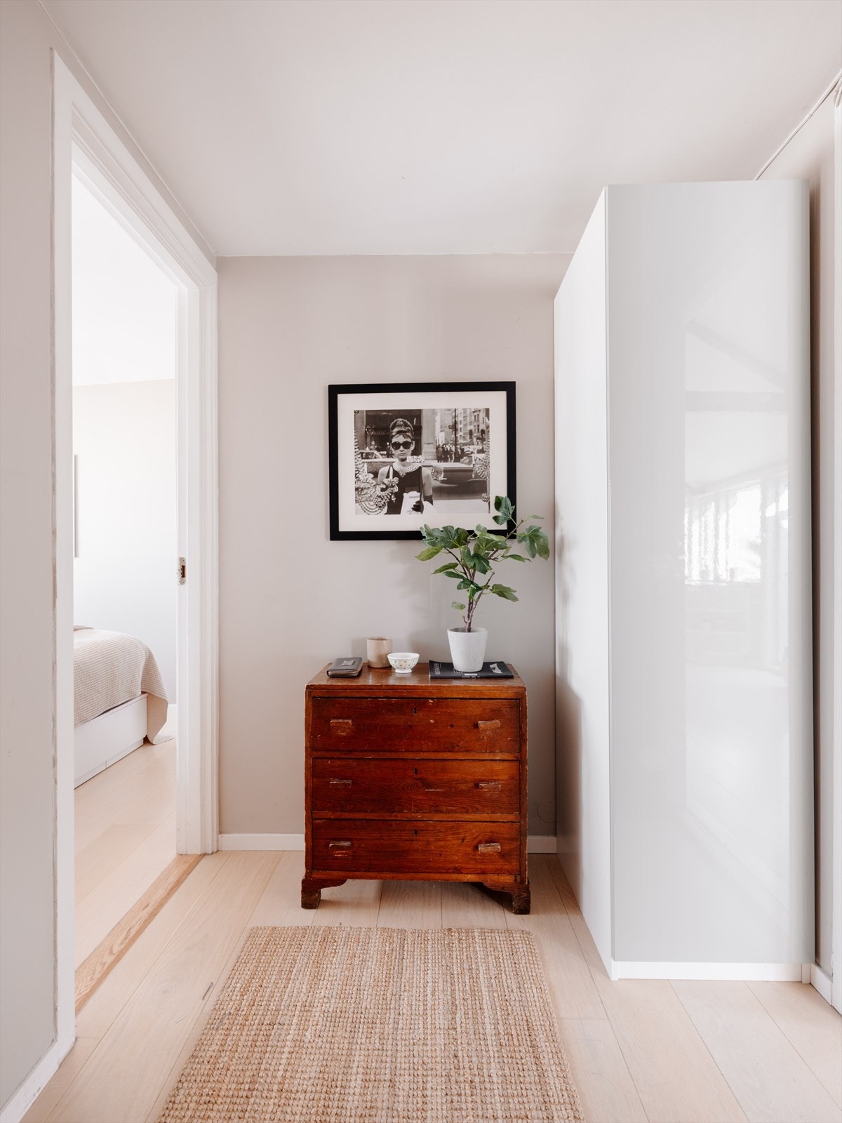 I tillegg disponerer leiligheten en loftsbod for ekstra lagringsplass Galleribilde