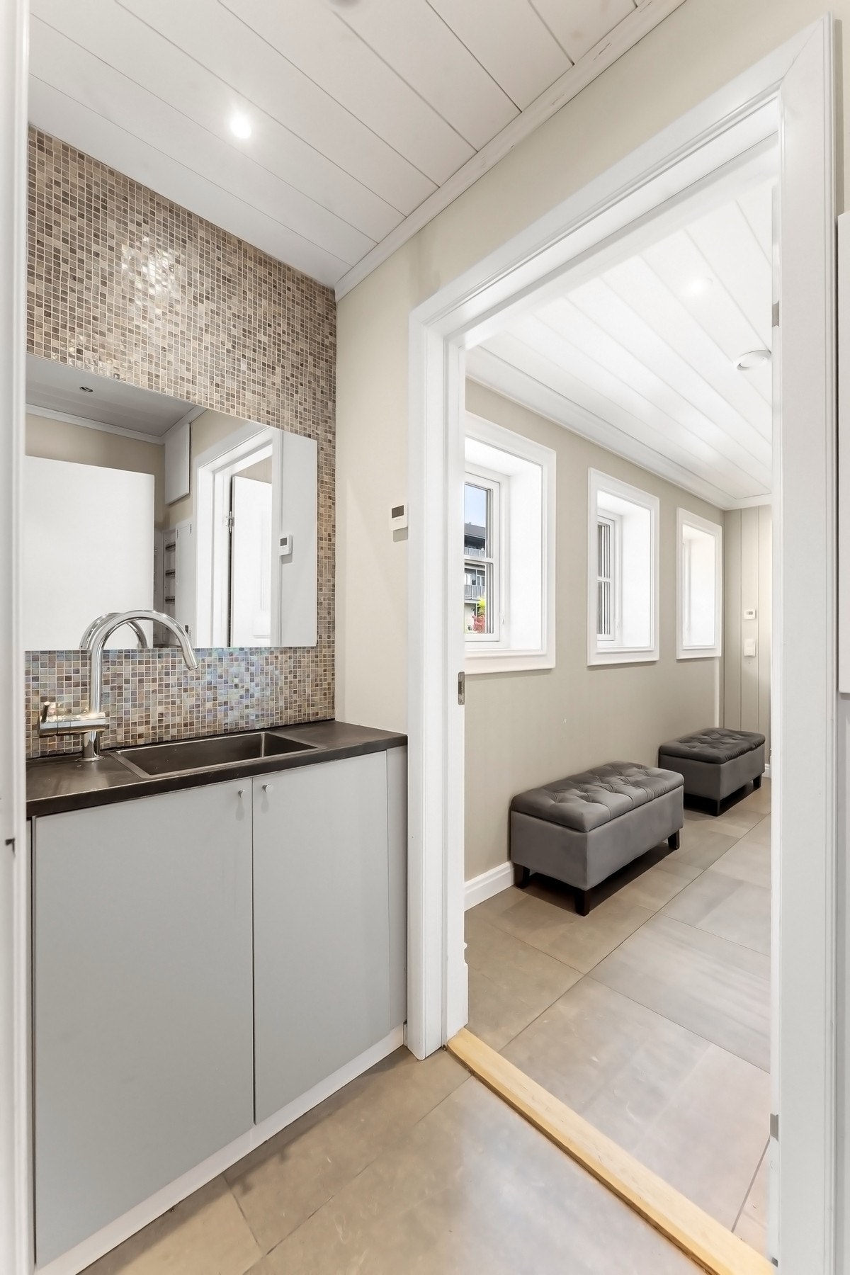 Sluse med direkte tilgang til dobbelgarasje. Galleribilde