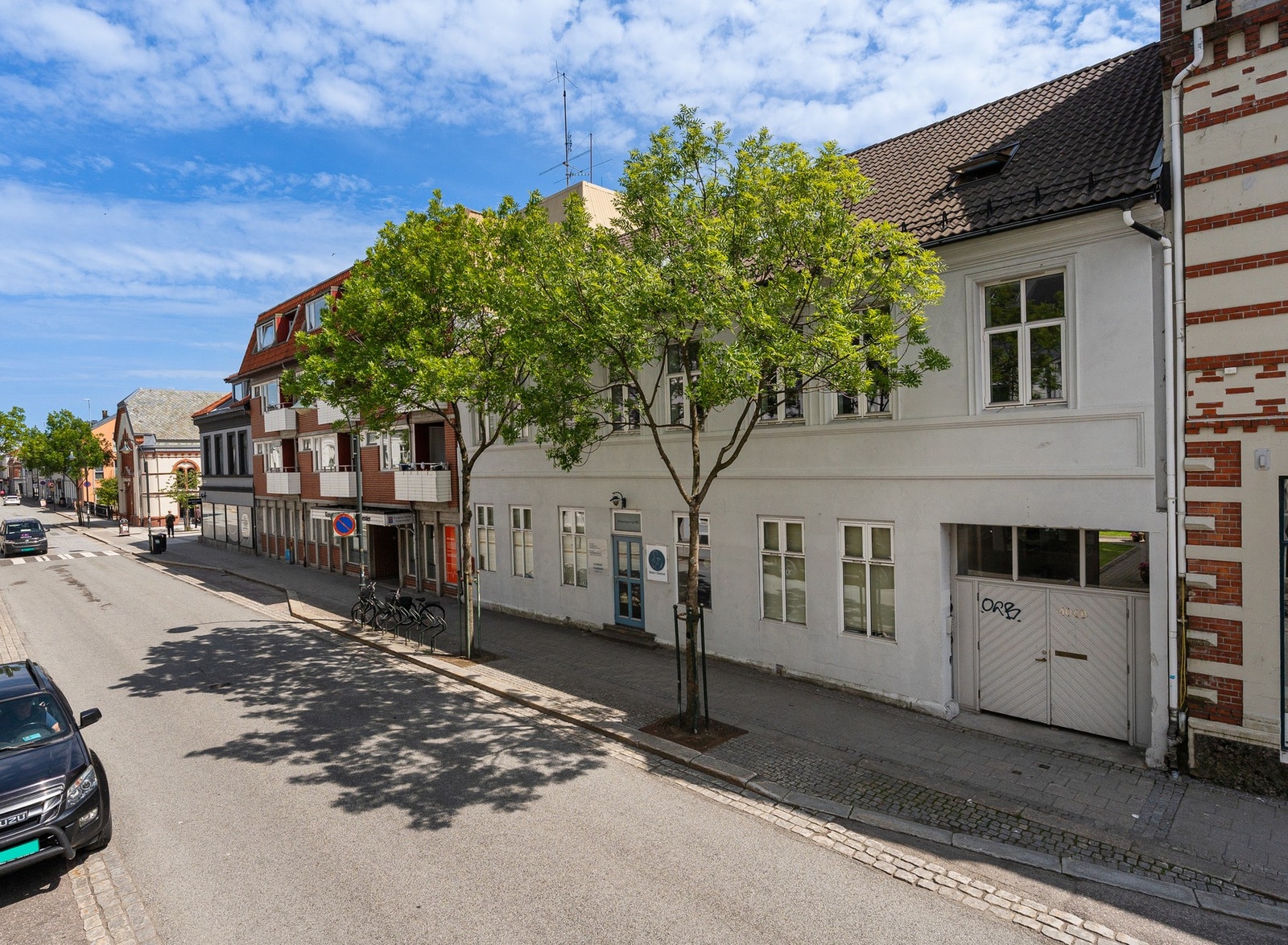 - Flott beliggende i Kvadraturen med gåavtand til alle byens fasiliteter | Dronningens gate ligger også i rolig del av sentrum - Galleribilde
