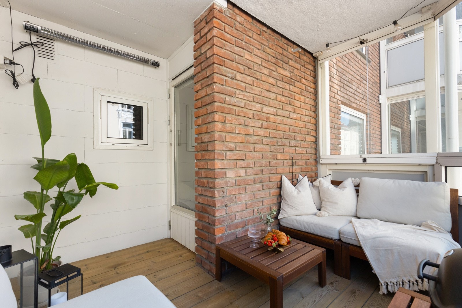 Foldeglassene kan åpnes helt opp. Galleribilde