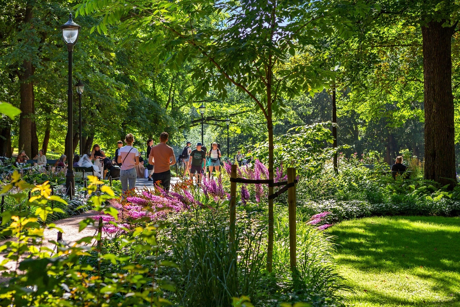 Slottsparken 750 meter unna Galleribilde