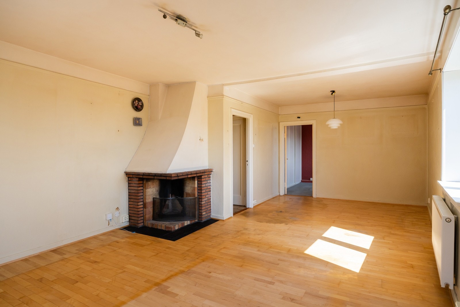 Original peis i stuen og god romfølelse Galleribilde