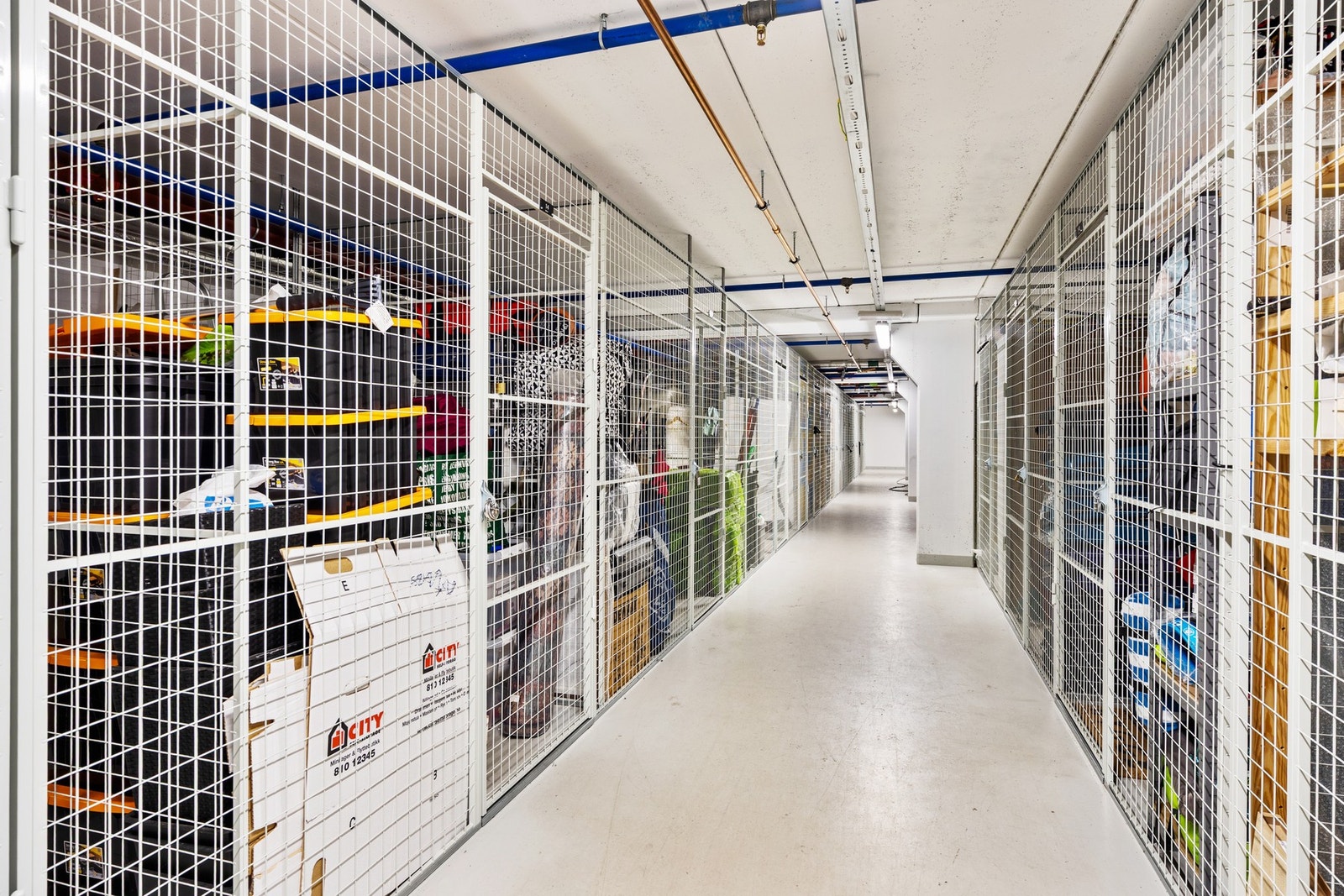 Bod i kjeller. Galleribilde