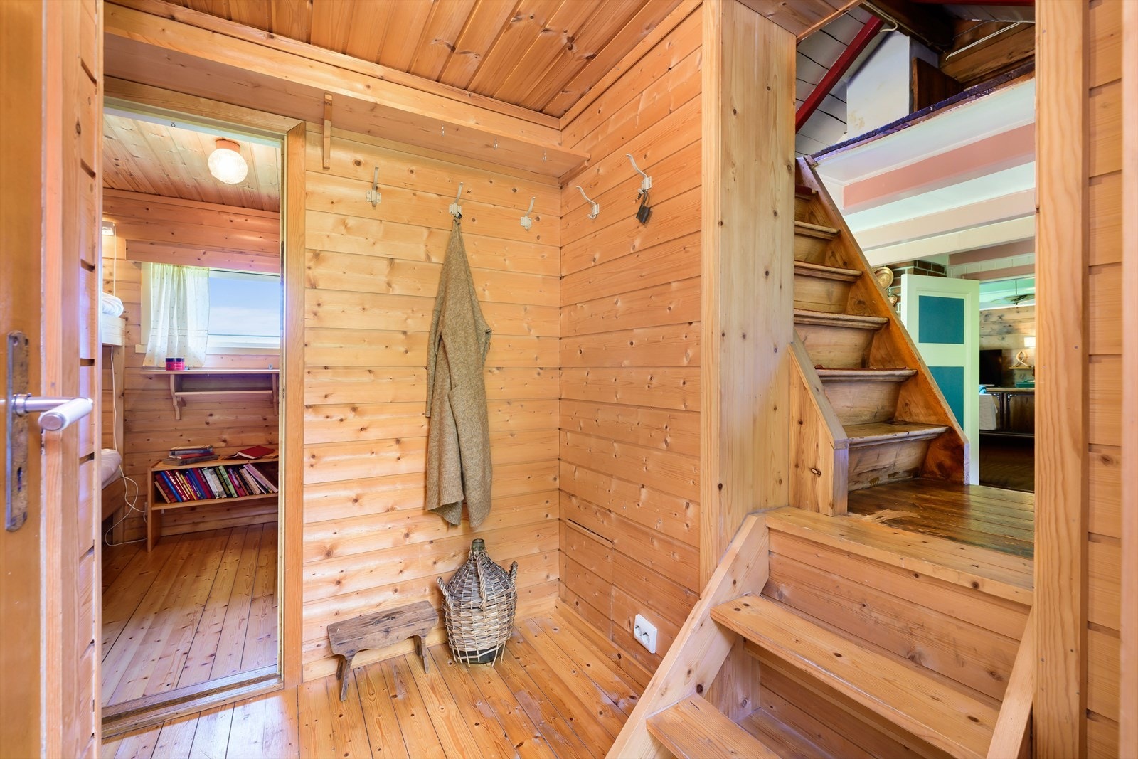 Trapp til hems Galleribilde