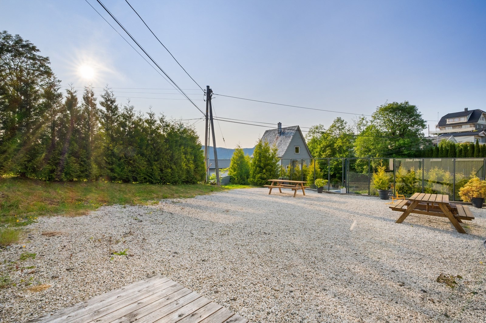Felles uteplass som kan benyttes av beboere. Galleribilde
