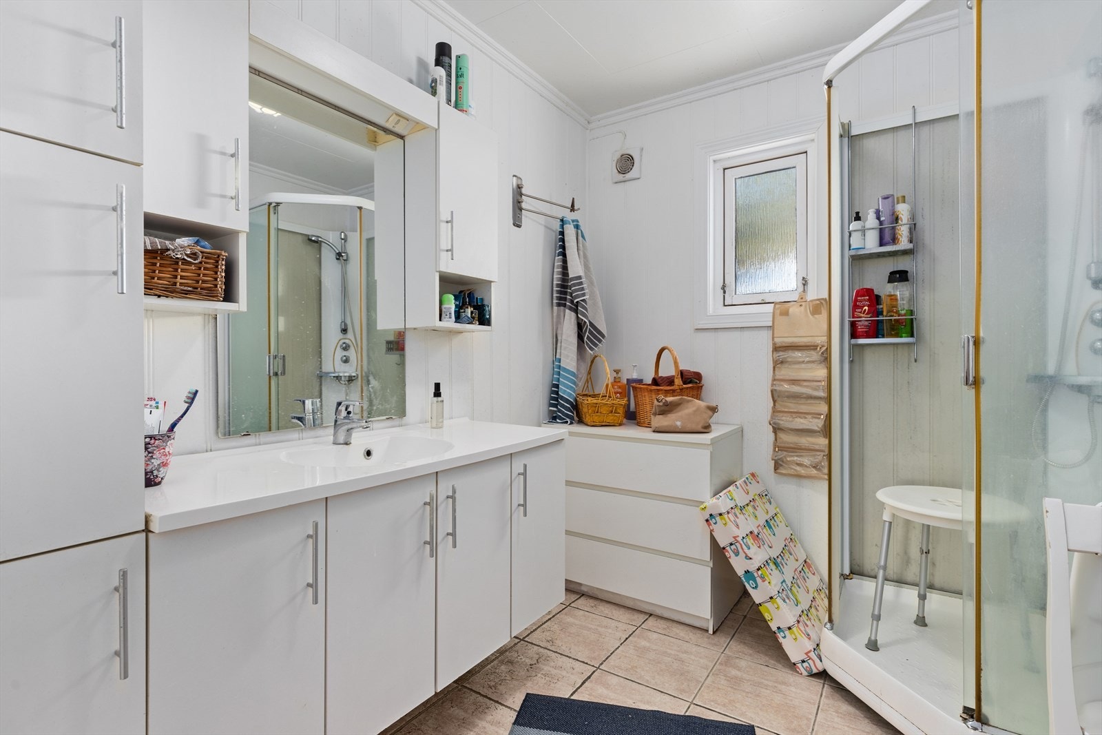 Baderommet ble i følge eier fornyet i 2010 Galleribilde