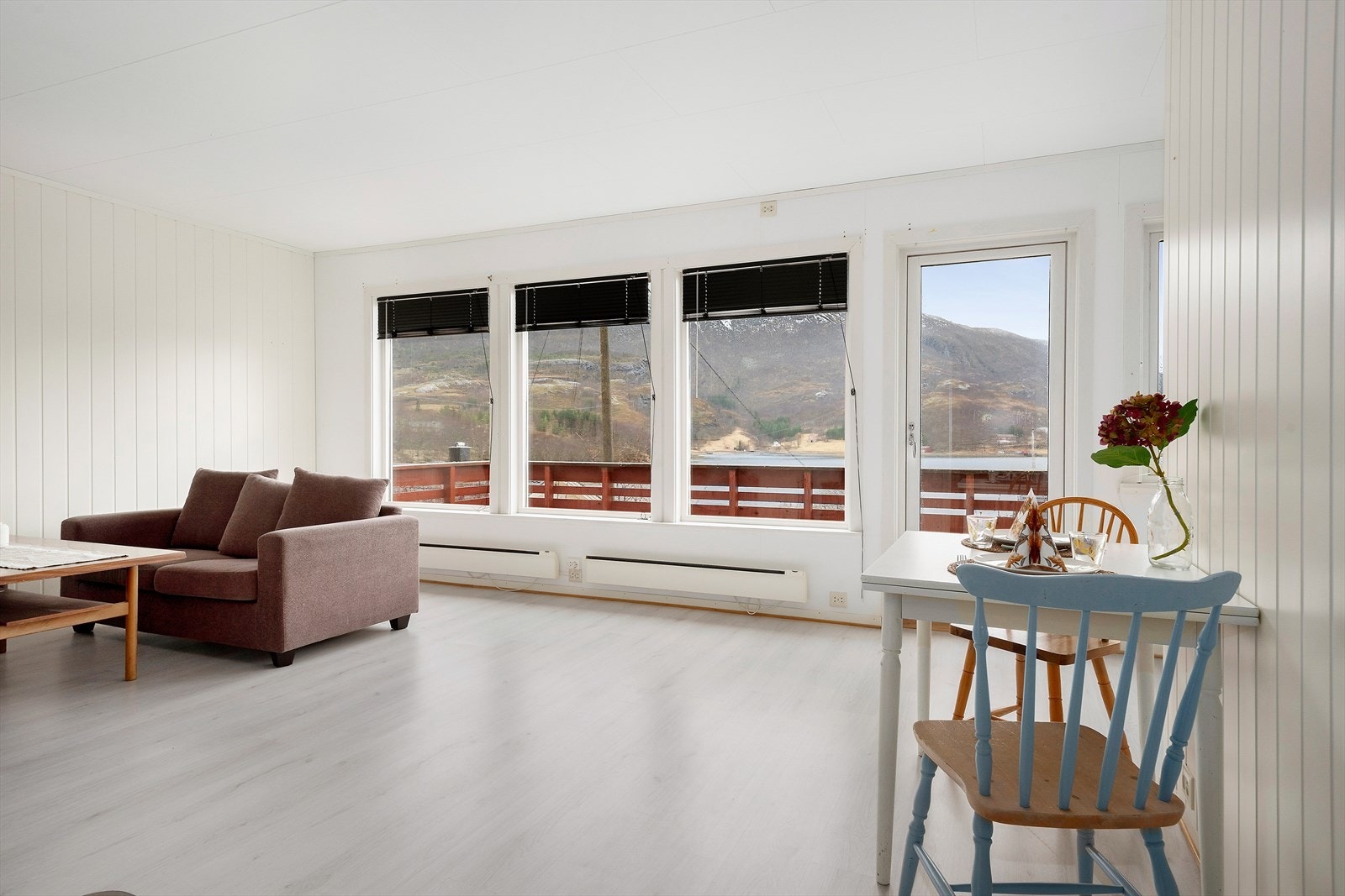 Stue har utgang til altan. Galleribilde