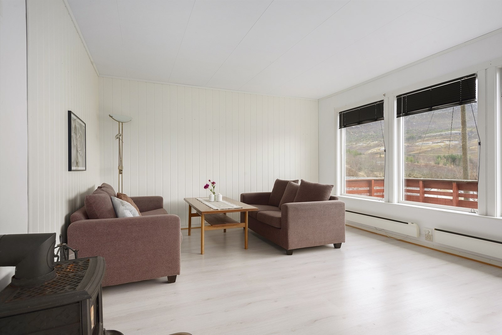 Flere møbleringsmuligheter på stuen. Galleribilde